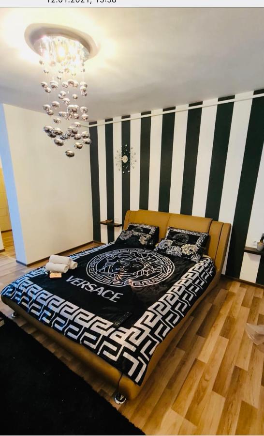 Apartament Cristina Deva Exteriör bild