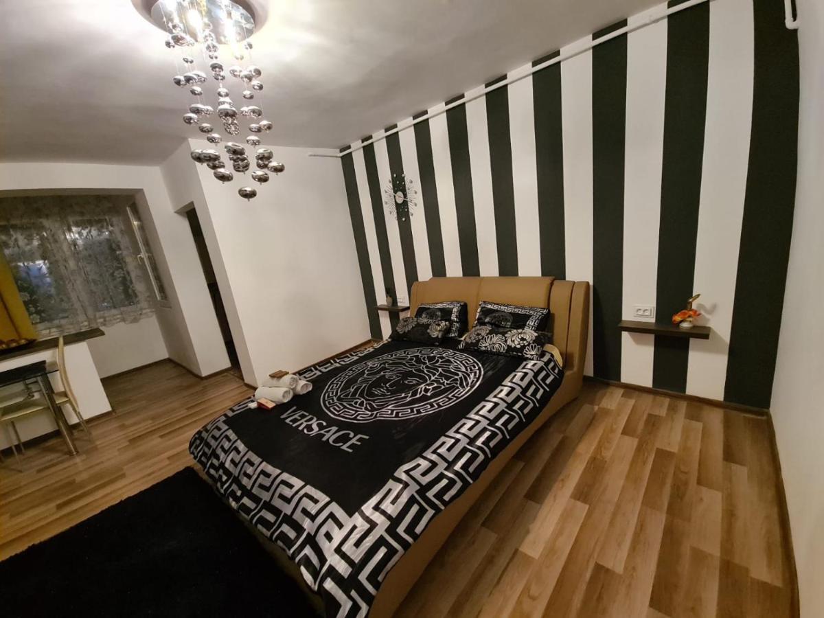 Apartament Cristina Deva Exteriör bild